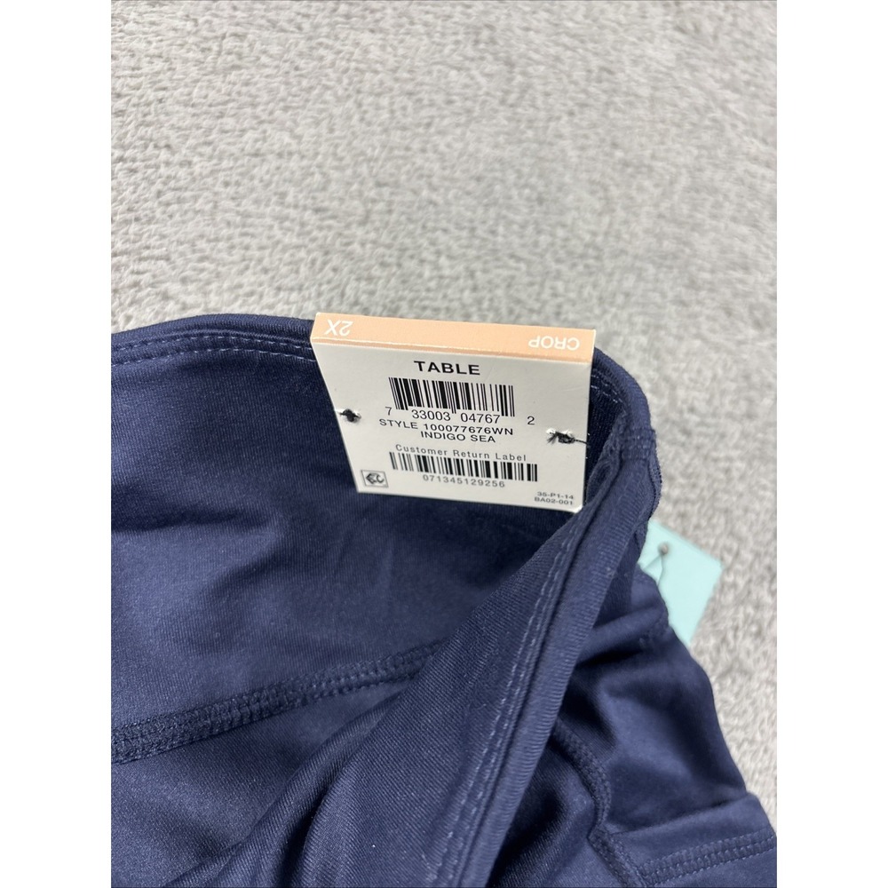 ID Ideology Womens Size 2X High Waist Side Pocket Crop Leggings Navy NWT - Picture 7 of 8